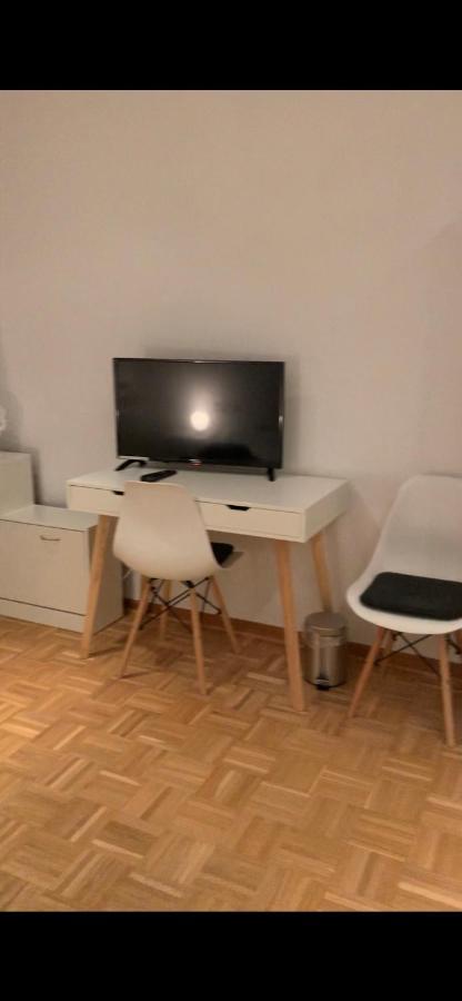 Aschaffapartment 4 Schlafzimmer Bis 10 Personen Bei Aschaffenburg Mainaschaff Ngoại thất bức ảnh