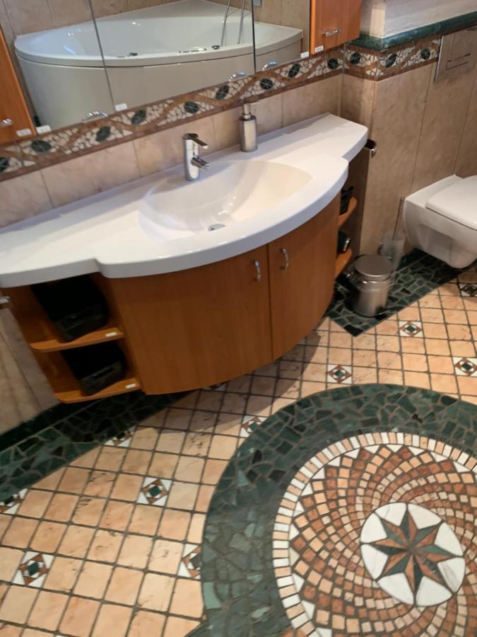 Aschaffapartment 4 Schlafzimmer Bis 10 Personen Bei Aschaffenburg Mainaschaff Ngoại thất bức ảnh