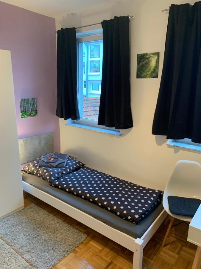 Aschaffapartment 4 Schlafzimmer Bis 10 Personen Bei Aschaffenburg Mainaschaff Ngoại thất bức ảnh